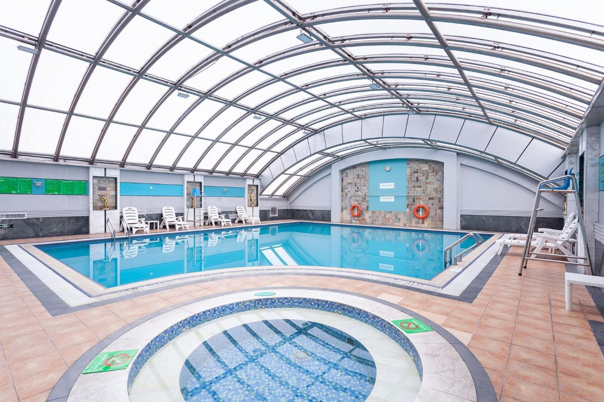 Holiday Inn Hefei By Ihg Exterior photo